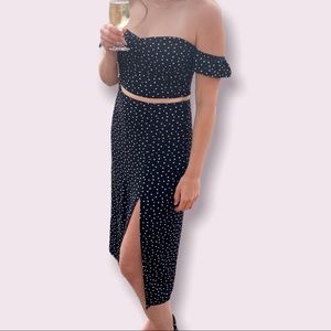 Abercrombie & Fitch Matching Set - high waist midi skirt w/ crop top - Small